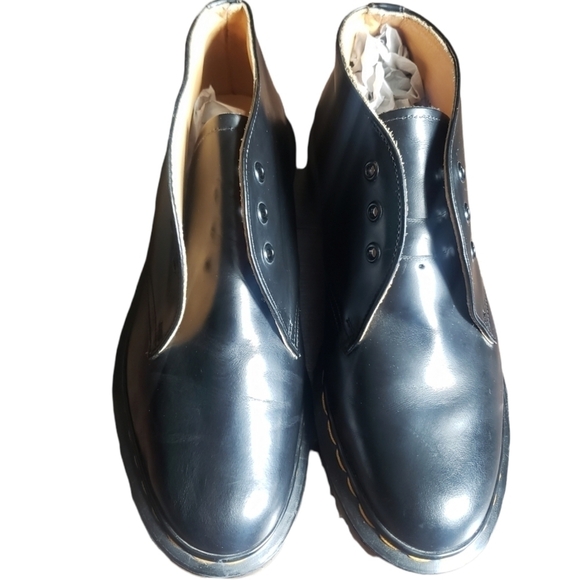 Vintage Dr. Martens Original P21 C1637 Black Smooth Leather Shoes - Picture 9 of 13